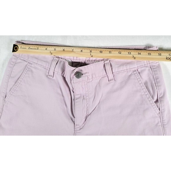 Levi's Strauss Pink Size 30 Women's Classic Mid Rise Shorts Cuffed - Picture 6 of 9